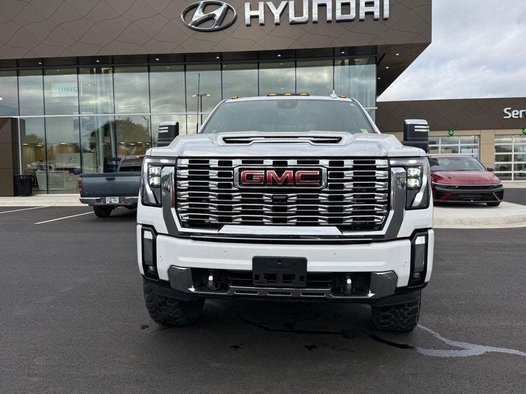 2024 GMC Sierra 2500HD Denali DENALI PREFERRED POWER STEPS,
