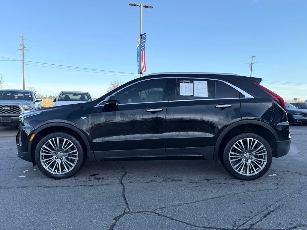 2024 Cadillac XT4 Premium Luxury