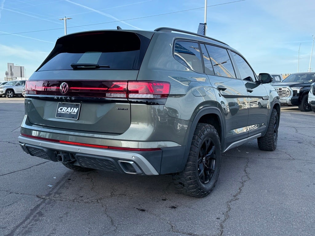 2024 Volkswagen Atlas 2.0T Peak Edition SE w/Technology lifted, wheels, tires