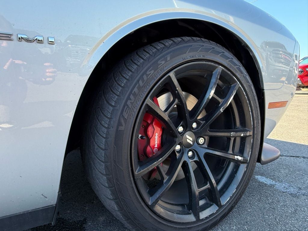 2021 Dodge Challenger R/T PERFORMANCE PACKAGE