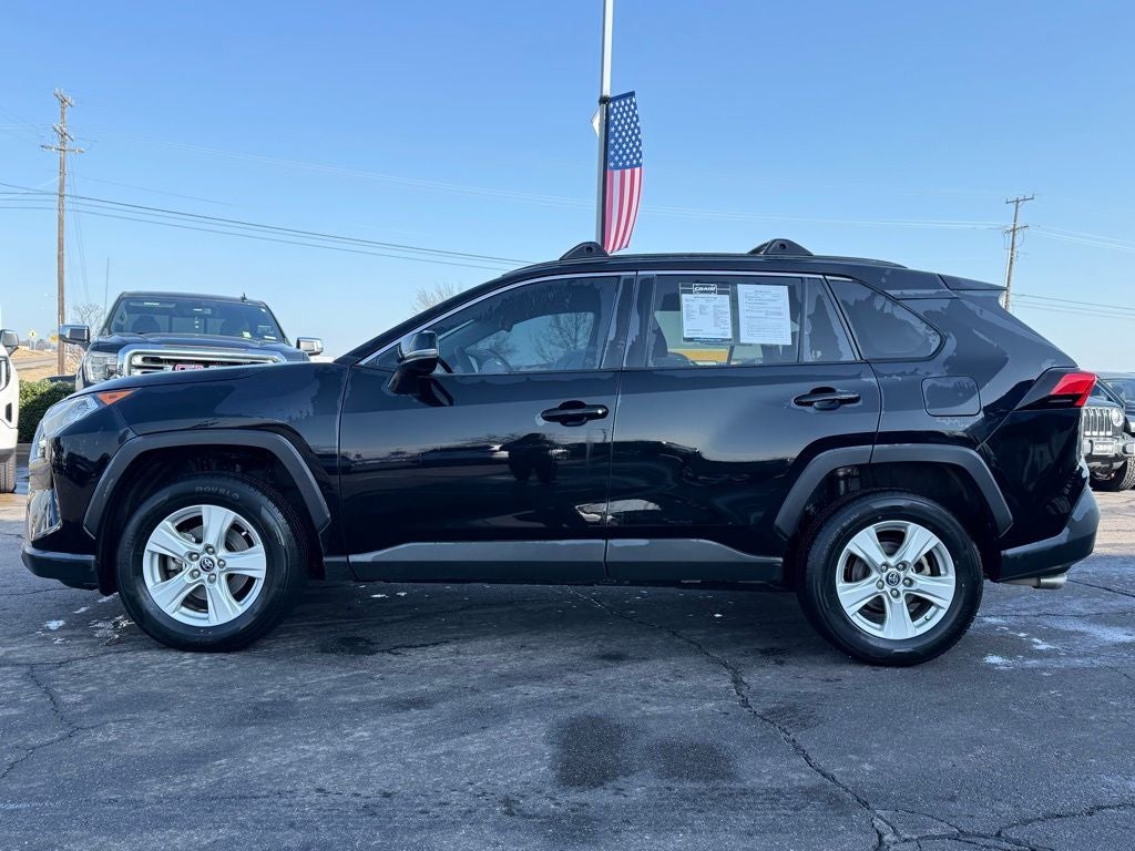 2020 Toyota RAV4 XLE