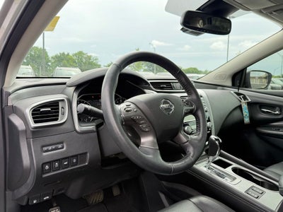 2022 Nissan Murano SL Moonroof Package