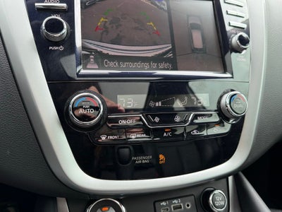 2022 Nissan Murano SL Moonroof Package