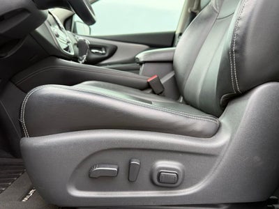 2022 Nissan Murano SL Moonroof Package