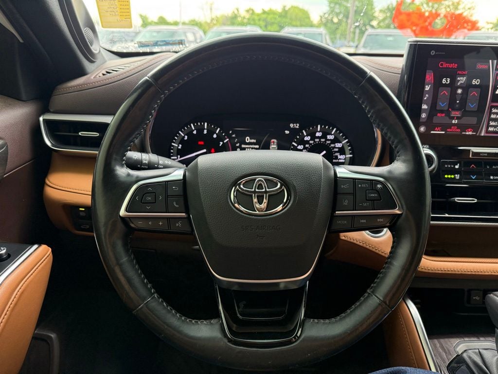 2021 Toyota Highlander Platinum