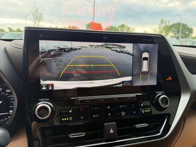 2021 Toyota Highlander Platinum