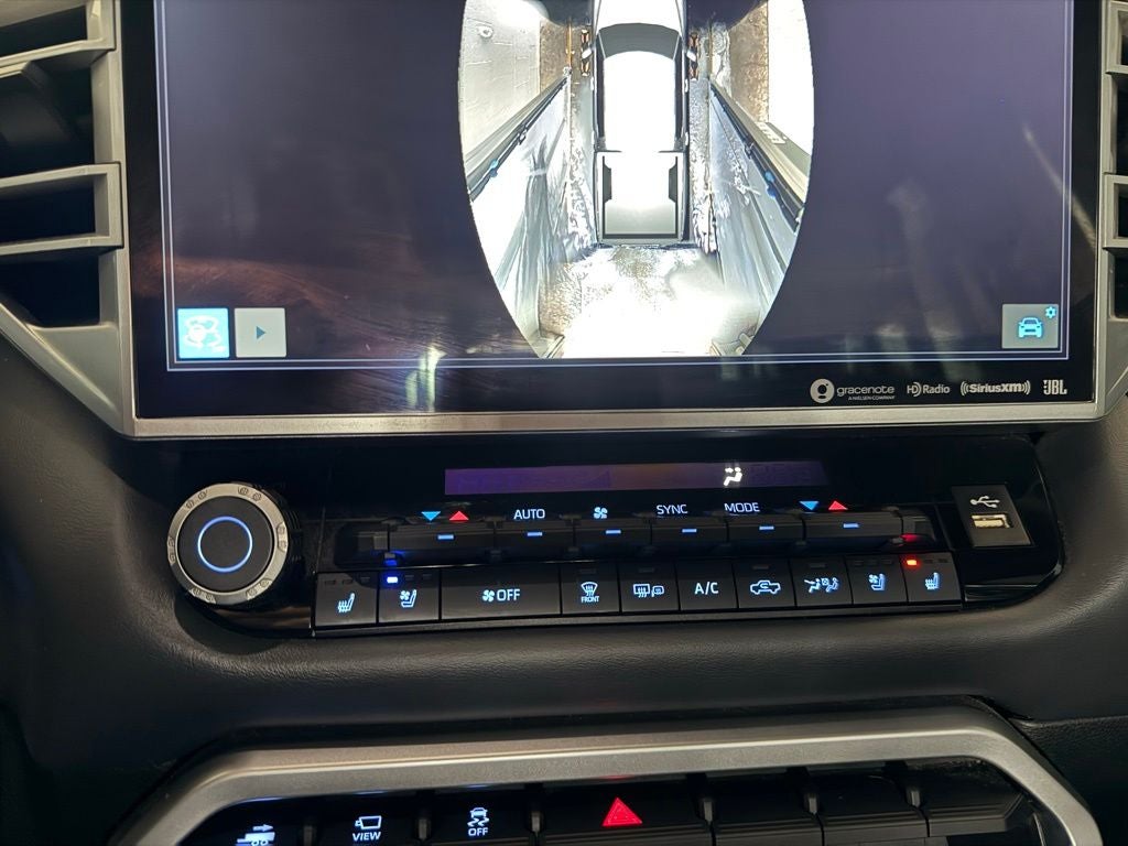 2024 Toyota Tundra Hybrid Platinum