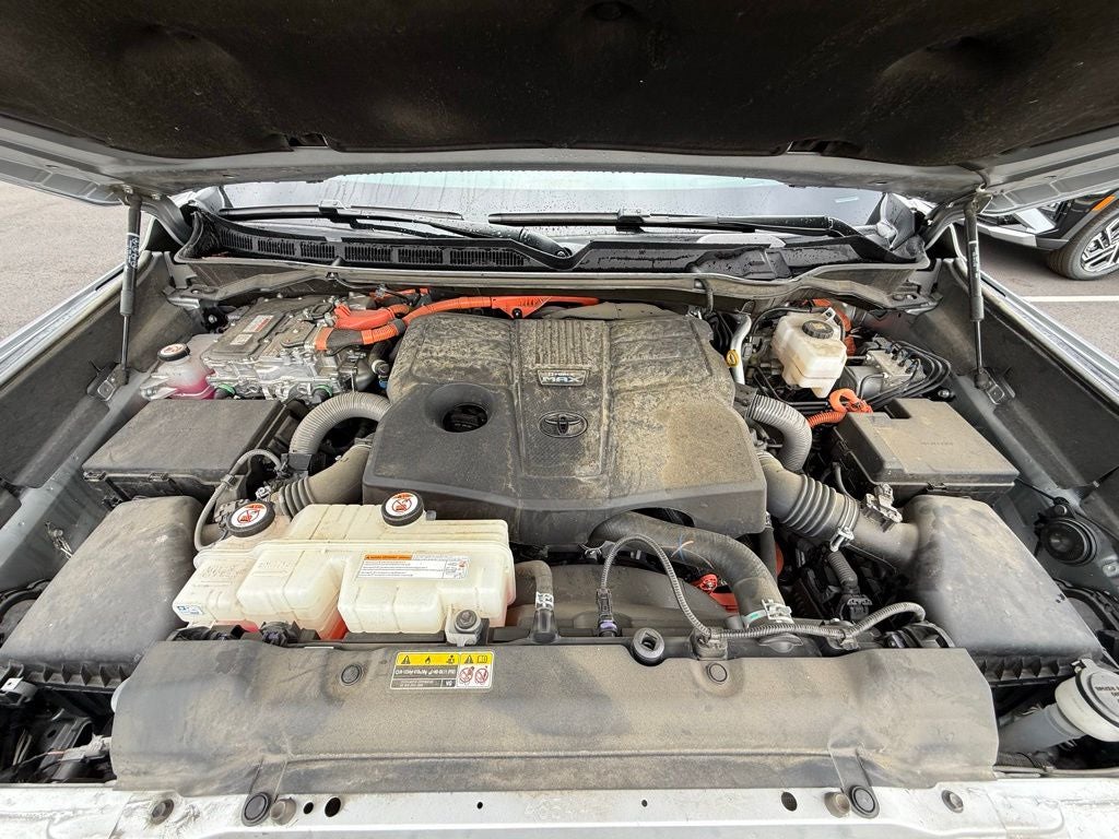 2024 Toyota Tundra Hybrid Platinum