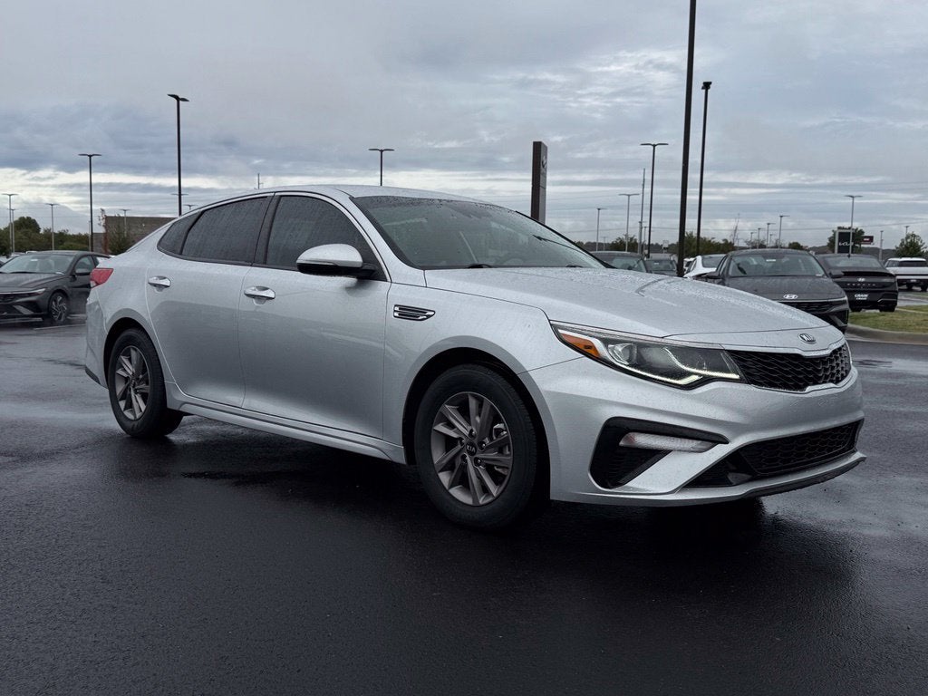 2020 Kia Optima LX
