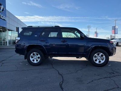 2024 Toyota 4Runner SR5
