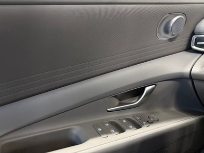 2024 Hyundai Elantra SE CPO Eligible
