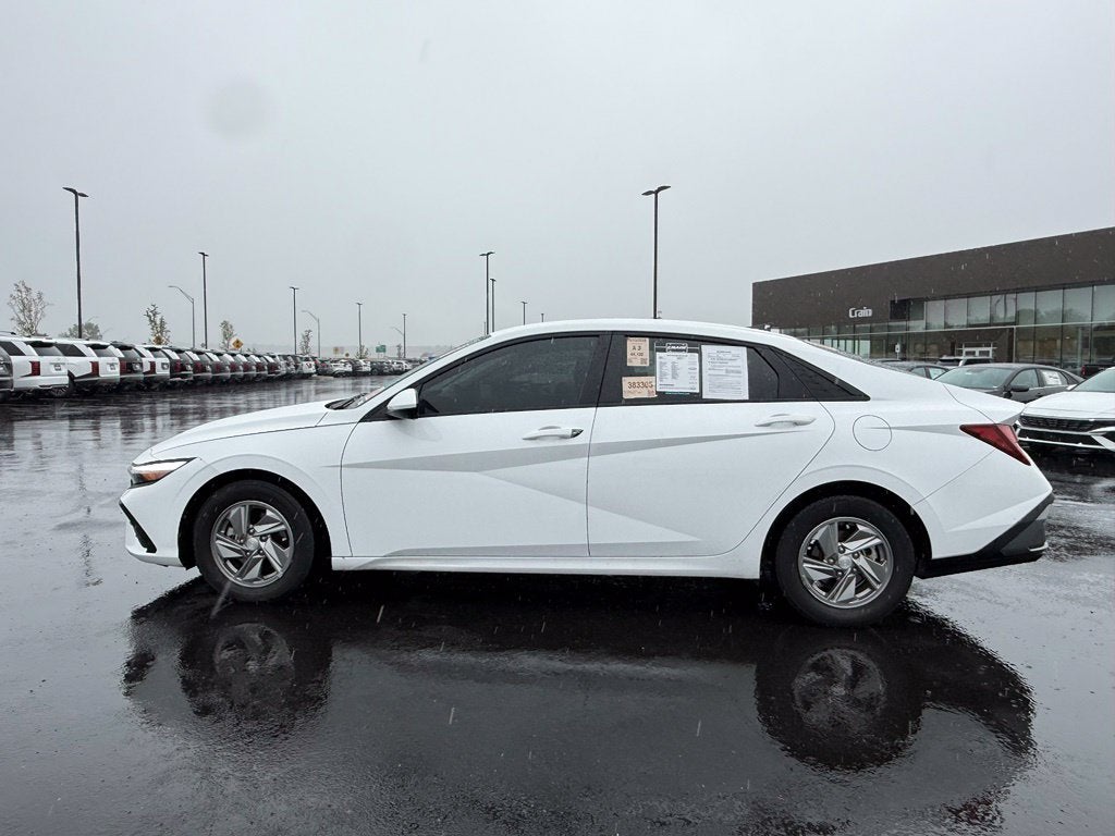 2025 Hyundai Elantra SE CPO Eligible