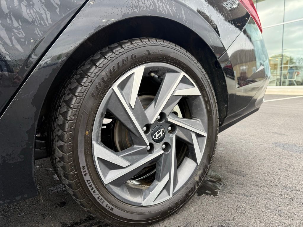 2024 Hyundai Elantra SEL convenience pack