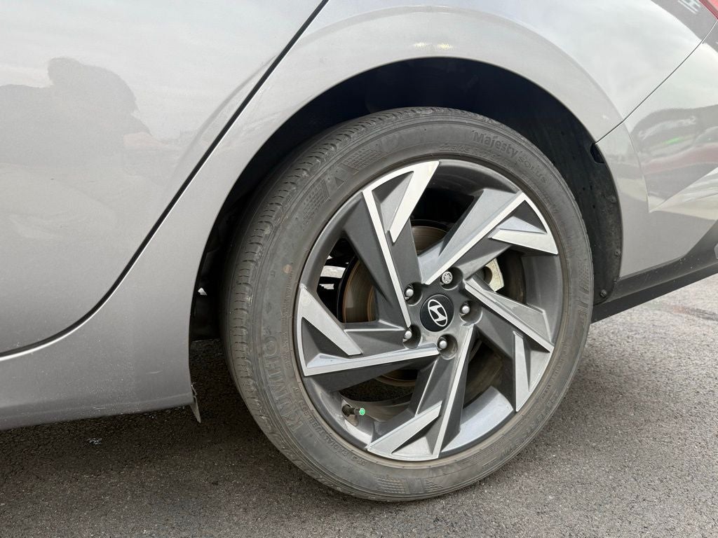 2024 Hyundai Elantra SEL convenience pack