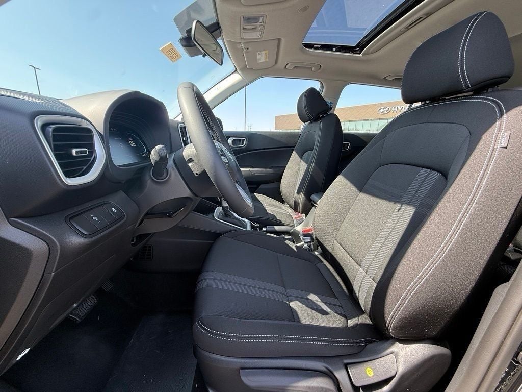 2025 Hyundai Venue SEL CPO ELIGIBLE
