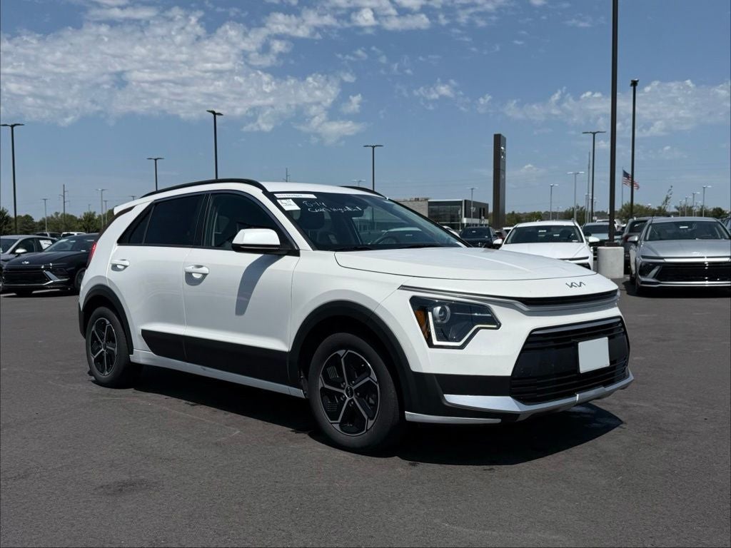 2025 Kia Niro LX