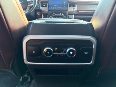 2024 Ford Expedition Limited 1-Owner / Panoramic Vista Roof / Navigation