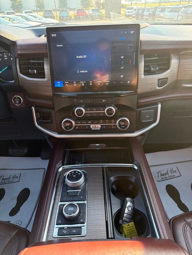 2024 Ford Expedition Limited 1-Owner / Panoramic Vista Roof / Navigation