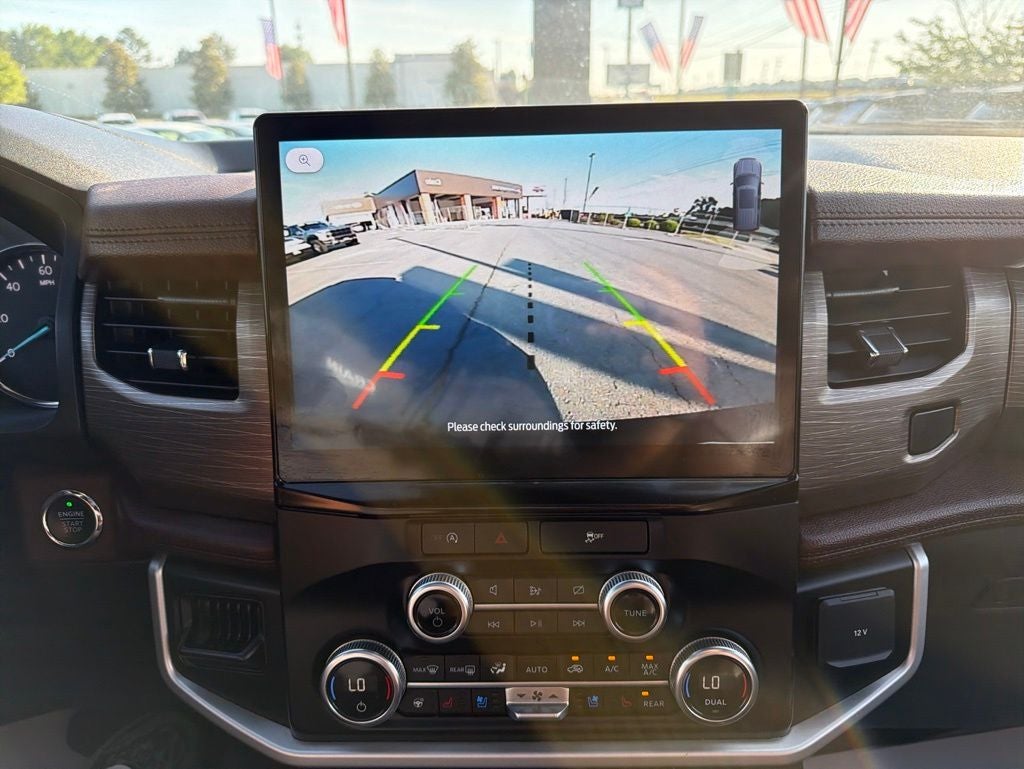 2024 Ford Expedition Limited 1-Owner / Panoramic Vista Roof / Navigation