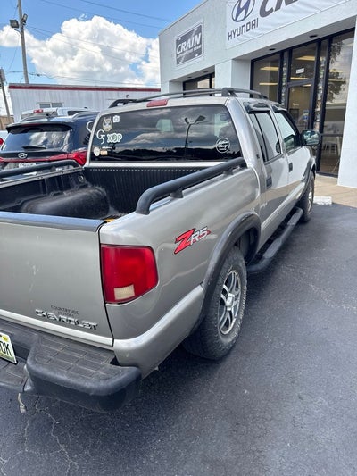 2004 Chevrolet S-10 LS