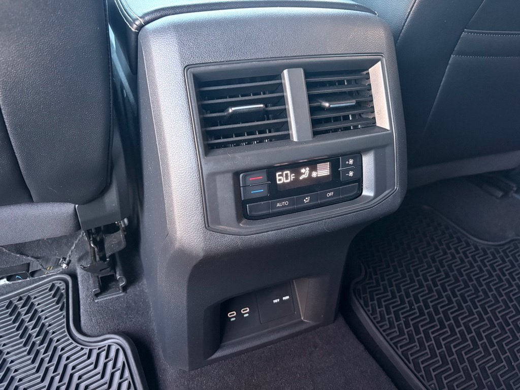 2022 Volkswagen Atlas 2.0T SE w/Technology