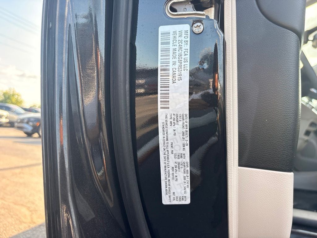 2023 Chrysler Pacifica Touring L