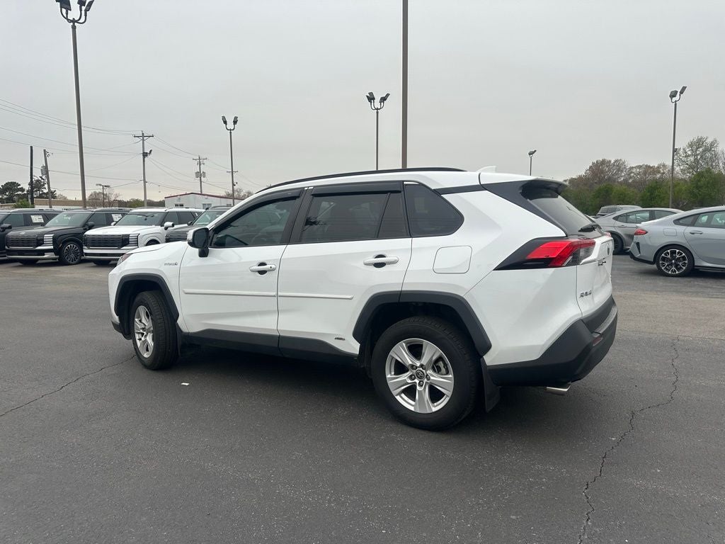 2021 Toyota RAV4 Hybrid XLE