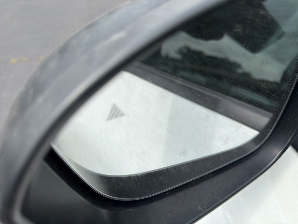 2024 Nissan Rogue S 1-Owner / Blind Spot / Rear Parking Sensors