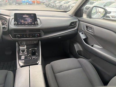 2024 Nissan Rogue S 1-Owner / Rear Parking Sensors / NissanConnect fea
