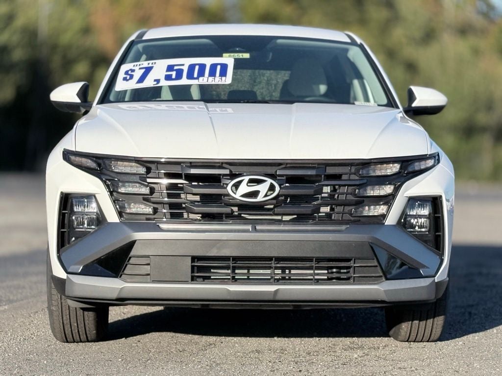 2025 Hyundai Tucson SE LOW LOW MILEAGE / CLEAN CARFAX / LANE KEEP ASSIST