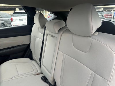 2025 Hyundai Tucson SE LOW MILEAGE /CLEAN CARFAX / APPLE CARPLAY & ANDROI