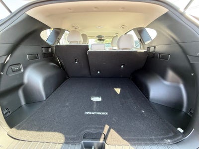 2025 Hyundai Tucson SE