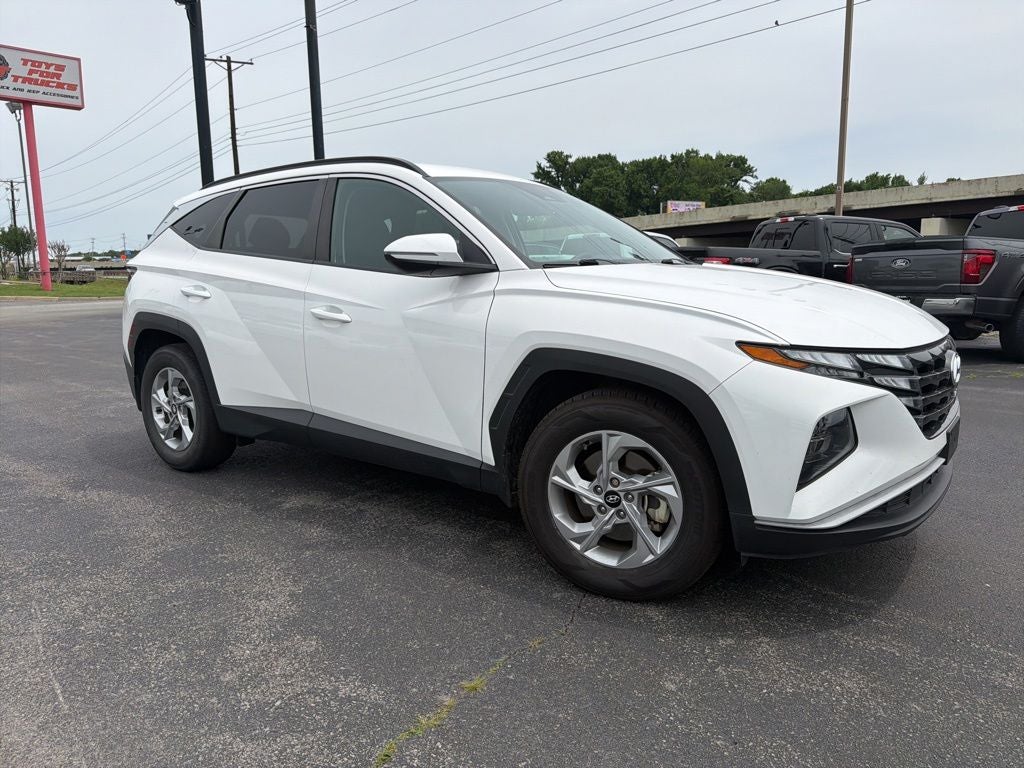 2023 Hyundai Tucson SEL 1-Owner / Power Liftgate / Apple CarPlay & Android