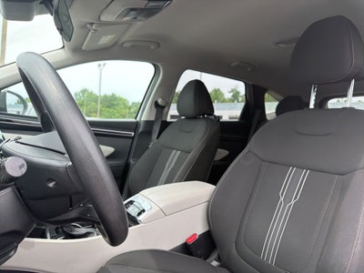 2023 Hyundai Tucson SEL 1-Owner / Power Liftgate / Apple CarPlay & Android