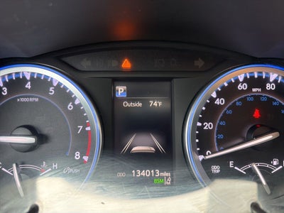 2017 Toyota Highlander XLE Navigation / Clean Carfax / Power Moonroof / 3rd R