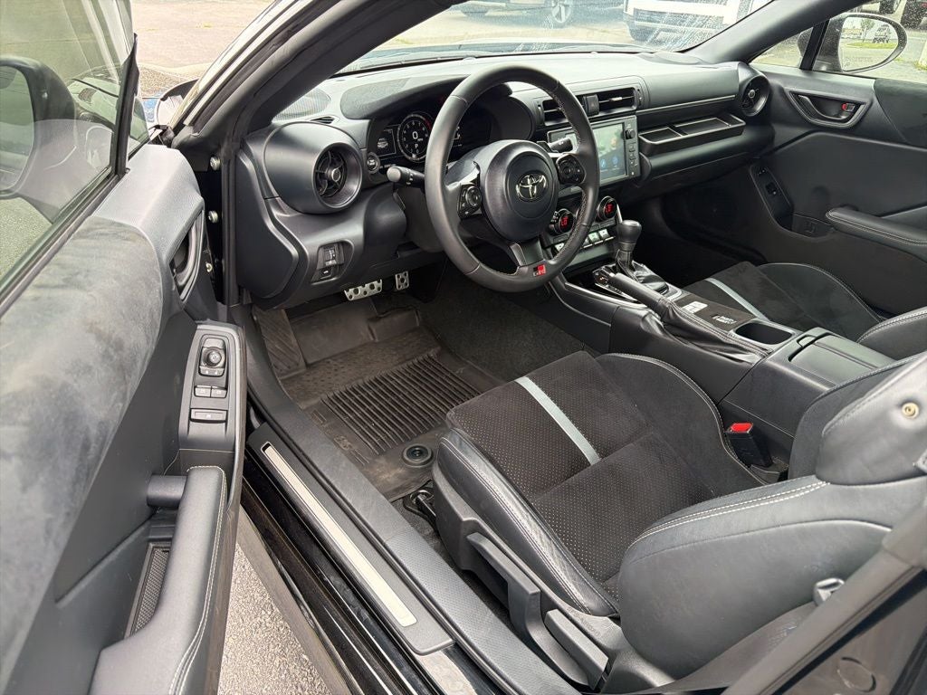 2024 Toyota GR86 Premium