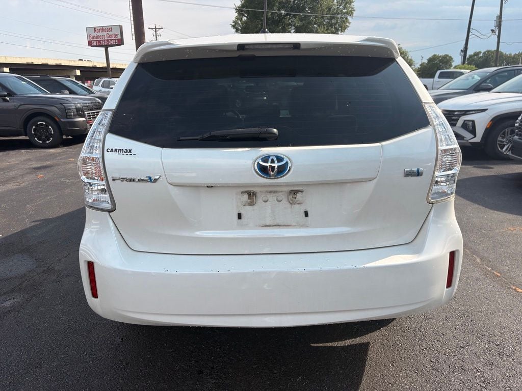2013 Toyota Prius v Two