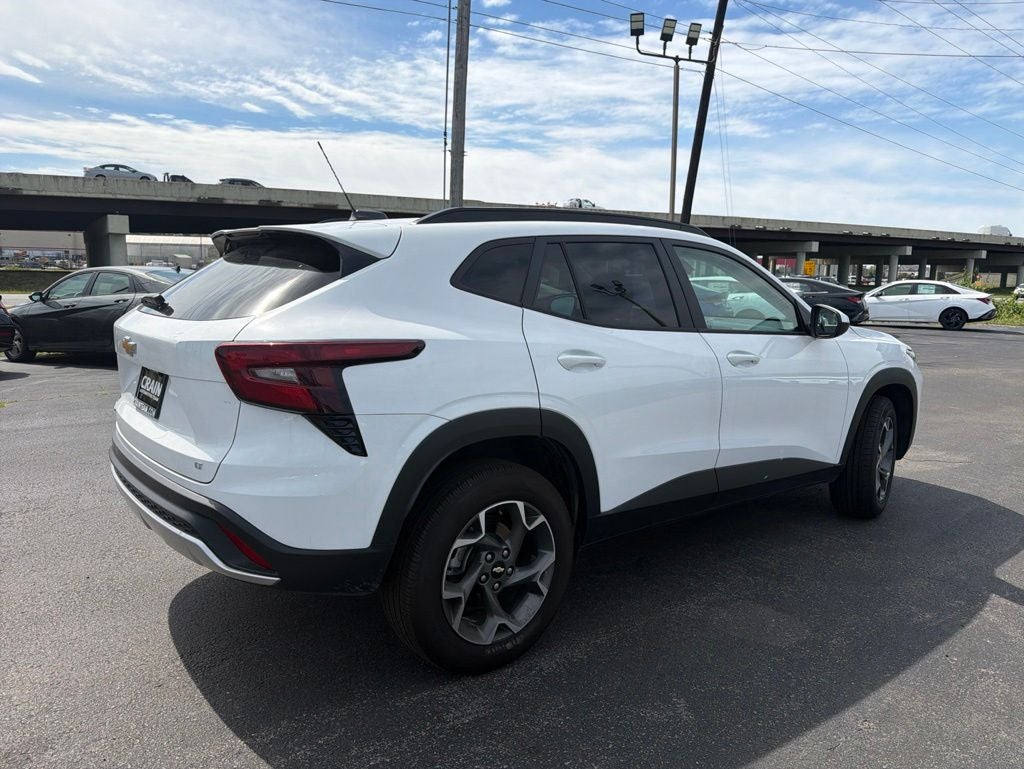 2024 Chevrolet Trax LT
