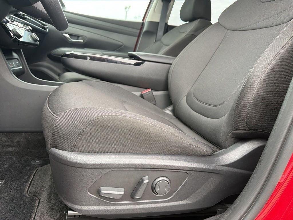 2025 Hyundai Tucson Hybrid Blue One Owner / Clean Carfax / Power Liftgate