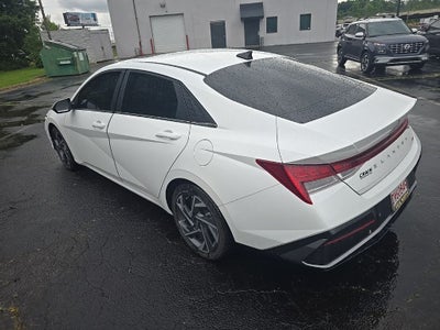 2024 Hyundai Elantra Hybrid Limited