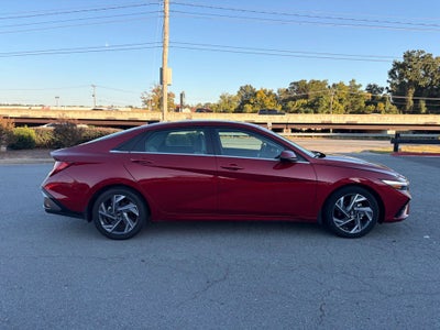 2025 Hyundai Elantra Limited