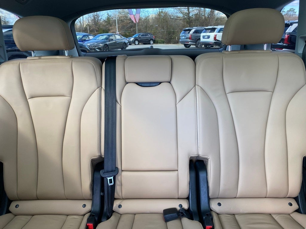 2021 Audi Q7 45 Premium quattro
