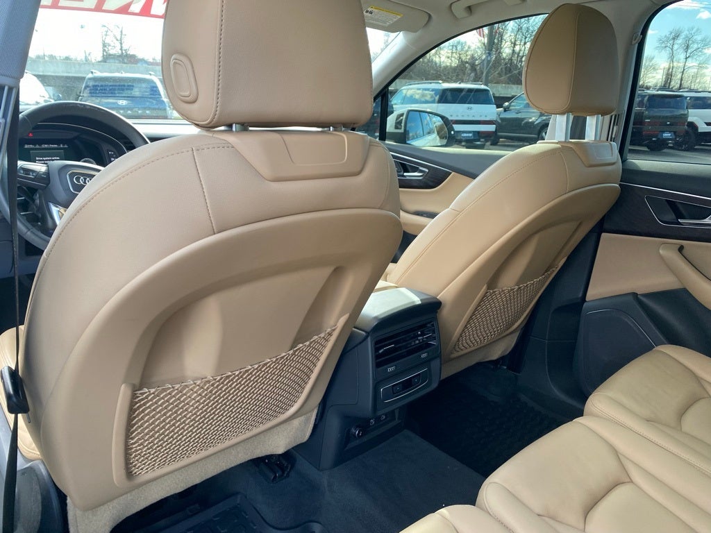 2021 Audi Q7 45 Premium quattro