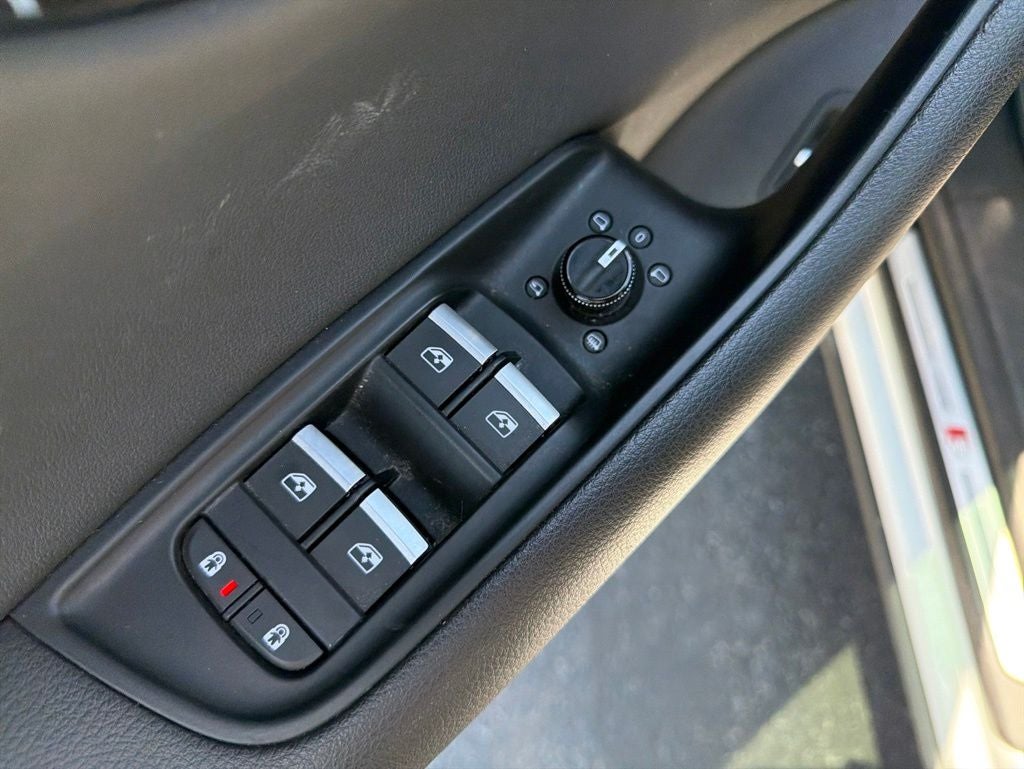 2020 Audi Q8 55 Prestige quattro