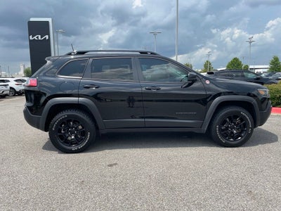 2022 Jeep Cherokee Trailhawk