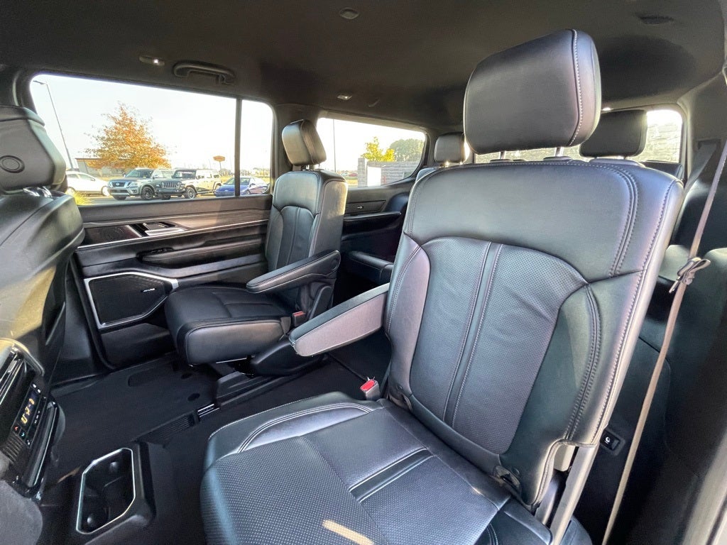 2024 Jeep Wagoneer Series III