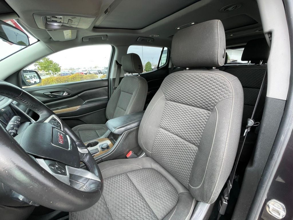 2017 GMC Acadia SLE-2