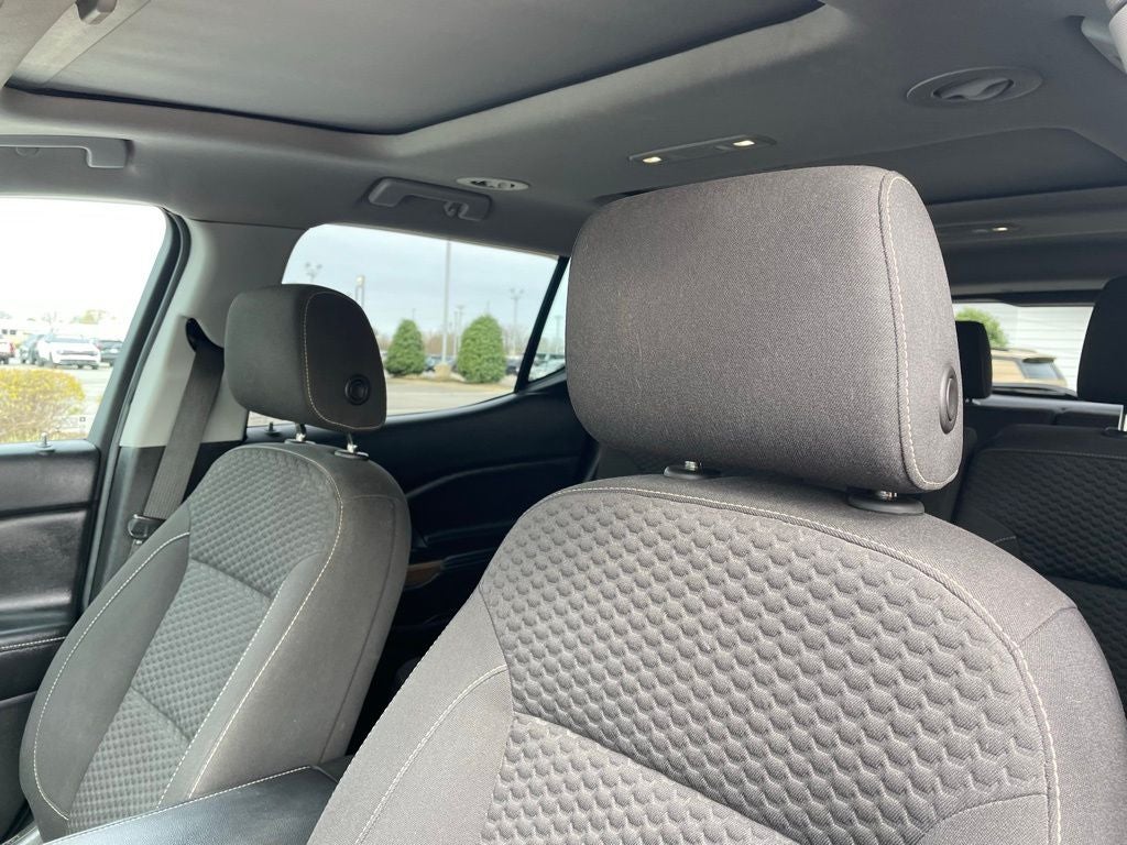 2017 GMC Acadia SLE-2