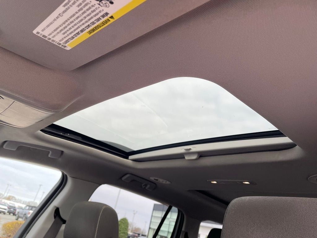 2017 GMC Acadia SLE-2