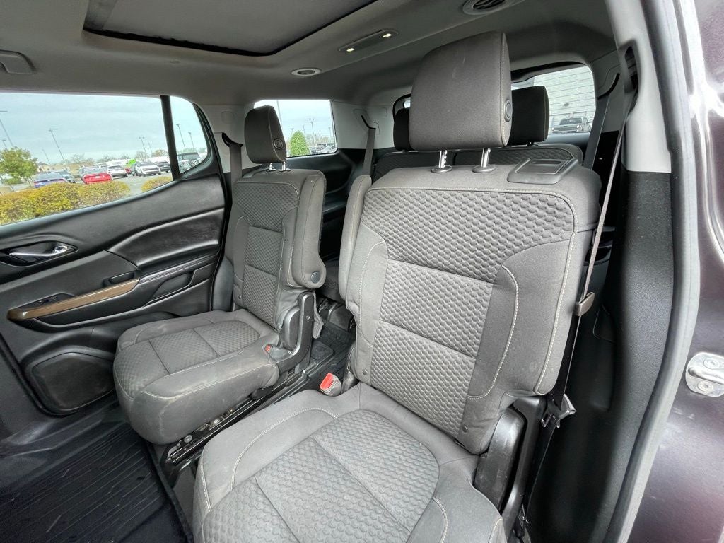 2017 GMC Acadia SLE-2